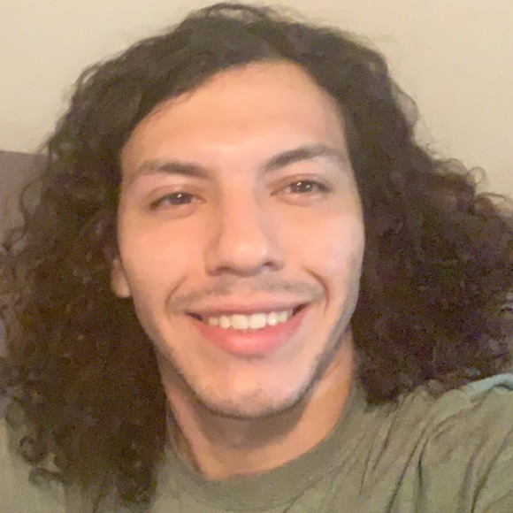 Meet your Posher, Luis - Picture 1 of 1
